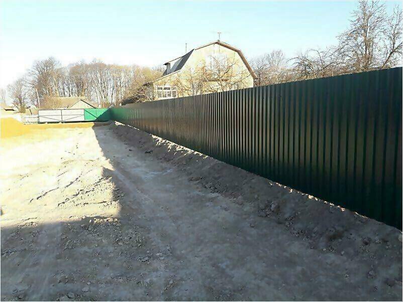 Забор, ворота, калитка из зеленого профлиста 150м фото 4 в Нальчике